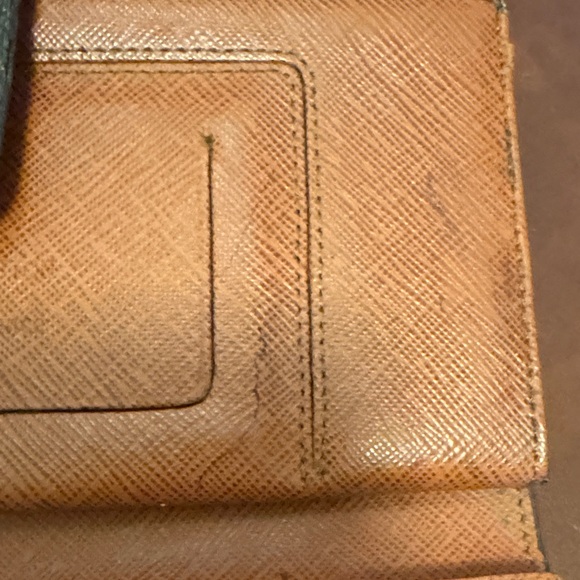 Louis Vuitton Classic Monogram Vintage Wallet - Picture 14 of 16